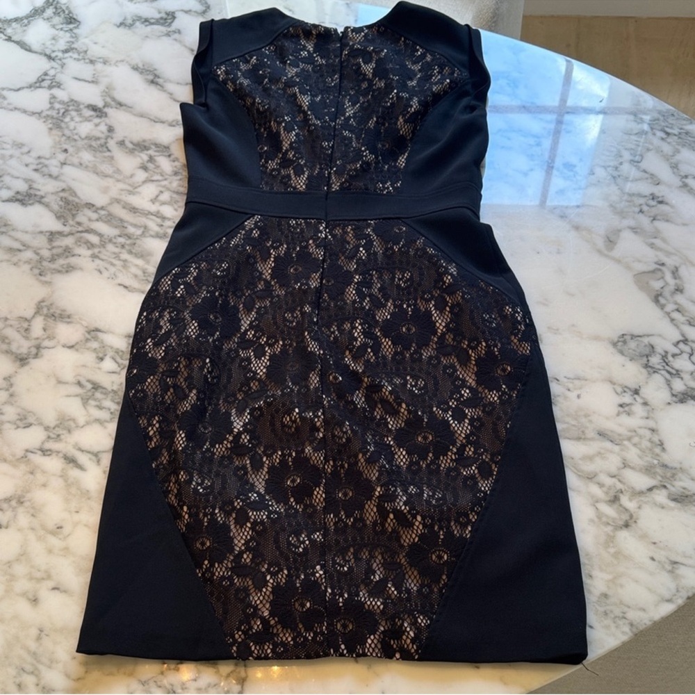 EUC Adrianna Papell Black Lace Mini Dress Sz 8 - Picture 3 of 6